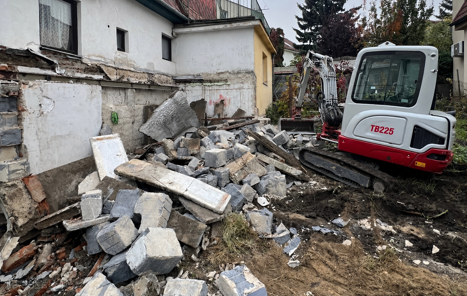 Zemné a búracie práce v Bratislave